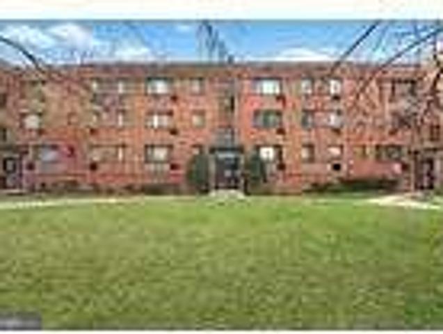 2 bedroom in Washington District of Columbia 20032