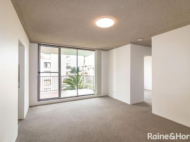 2 Bedroom in the heart of Parramatta!