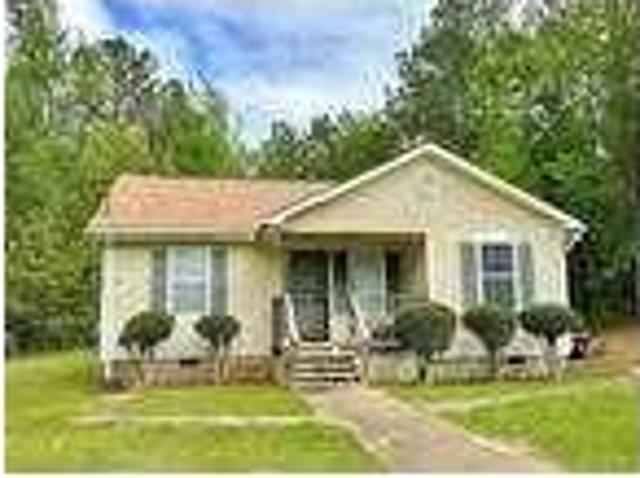 2 bedroom in Tuskegee AL 36083