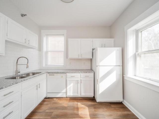2 bedroom, Indianapolis IN 46204 LS102995018
