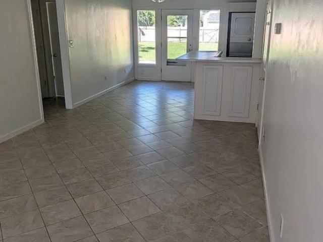 2 bedroom, Indianapolis IN 46220 106167596