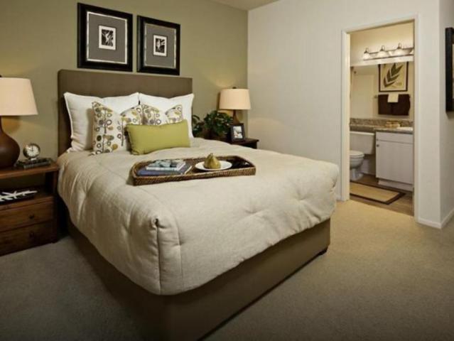 2 bedroom, Irvine CA 92606 105342826