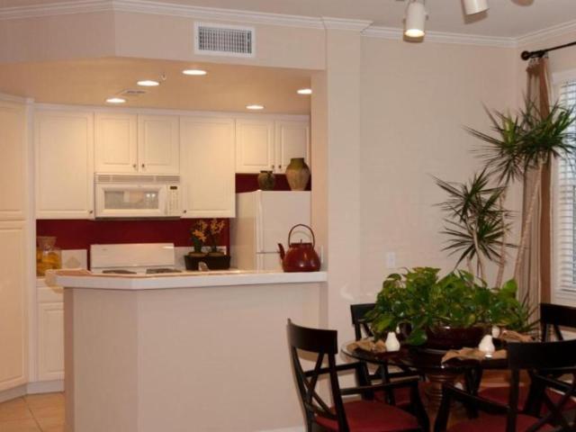 2 bedroom, Irvine CA 92602 LS102978304