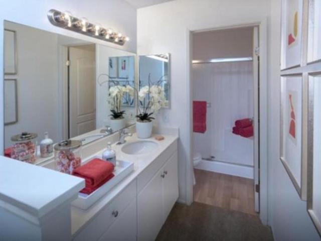 2 bedroom, Irvine CA 92612 104980698