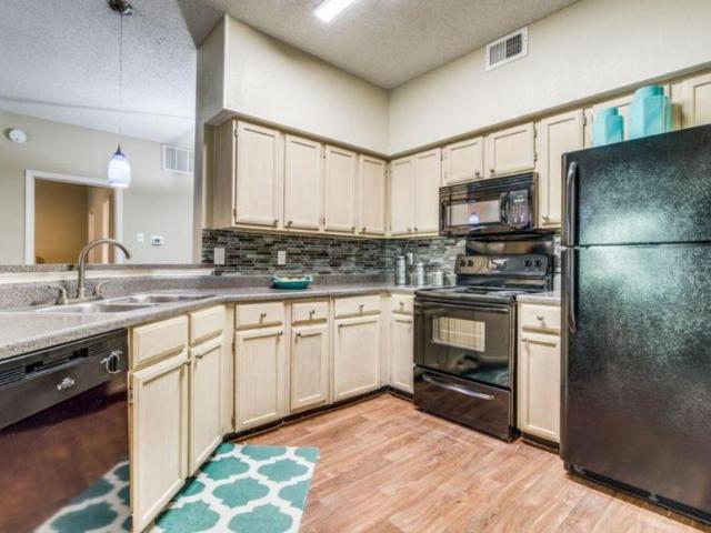 2 bedroom, Irving TX 75038 104198841