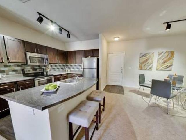 2 bedroom, Irving TX 75039 105243221