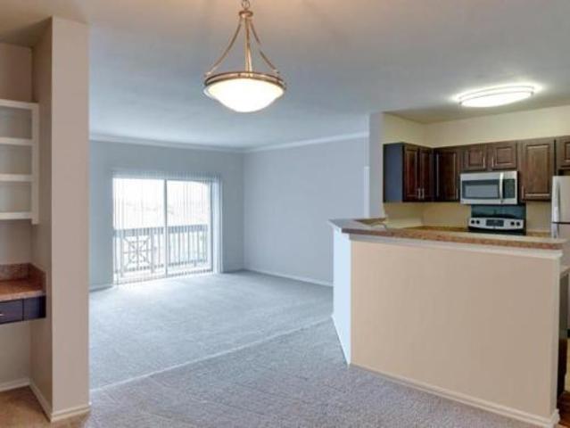 2 bedroom, Irving TX 75063 104965107