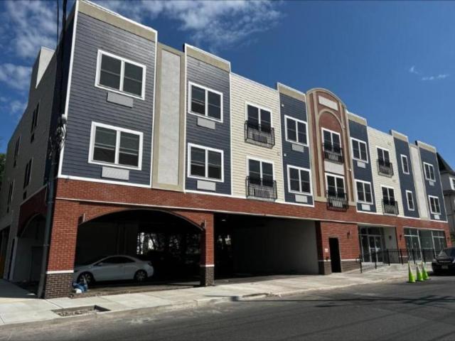 2 bedroom, Irvington NJ 07111 LS104742693