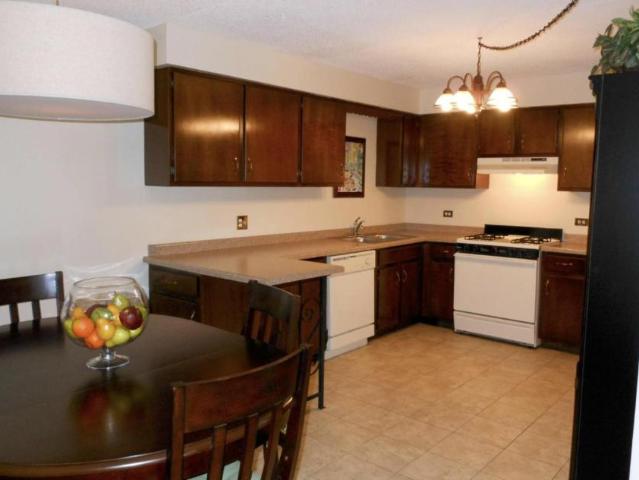 2 bedroom, Itasca IL 60143 LS105062247