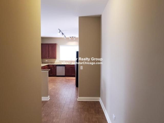 2 bedroom, Itasca IL 60143 104648700