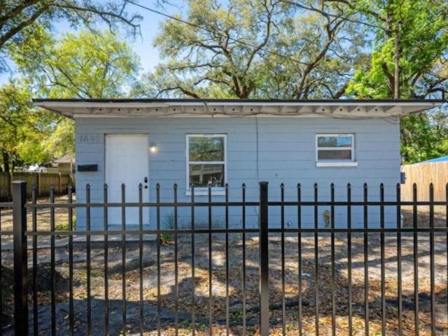 2 bedroom, Jacksonville FL 32209 LS105000398