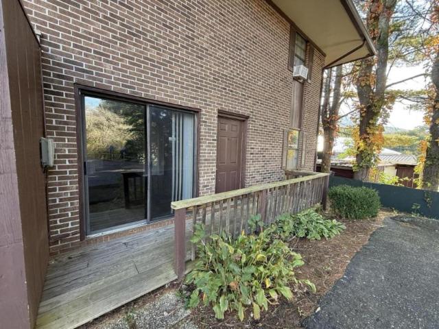 2 bedroom, Jefferson NC 28640 106133292