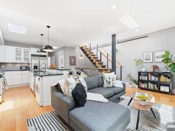 2 bedroom, Jersey City NJ 07302 103185803