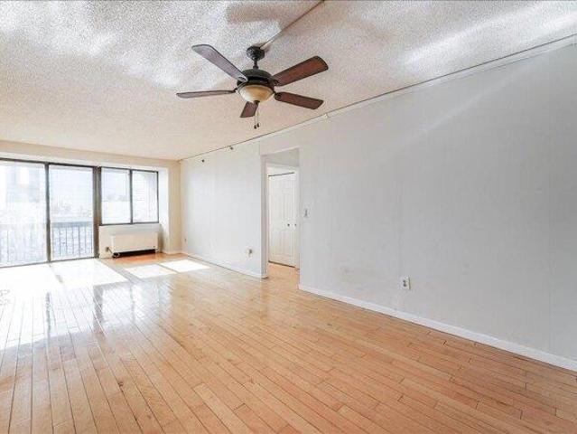 2 bedroom, Jersey City NJ 07310 105496359
