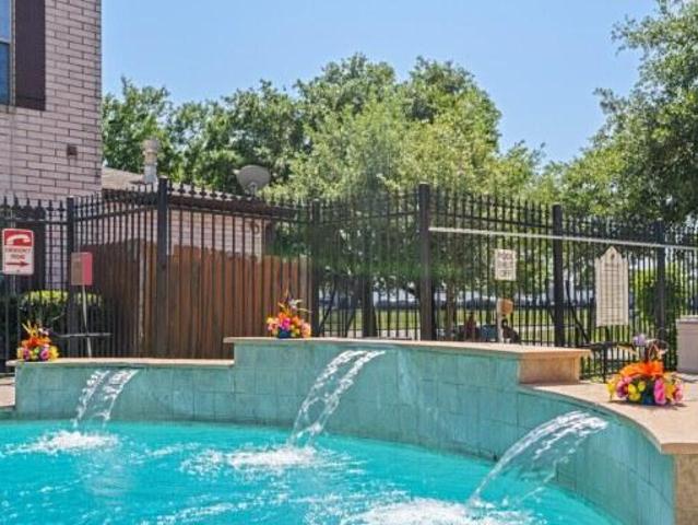 2 bedroom, Jersey Village TX 77065 104862485