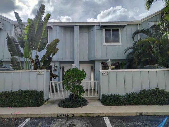 2 bedroom, Jupiter FL 33458 98138745