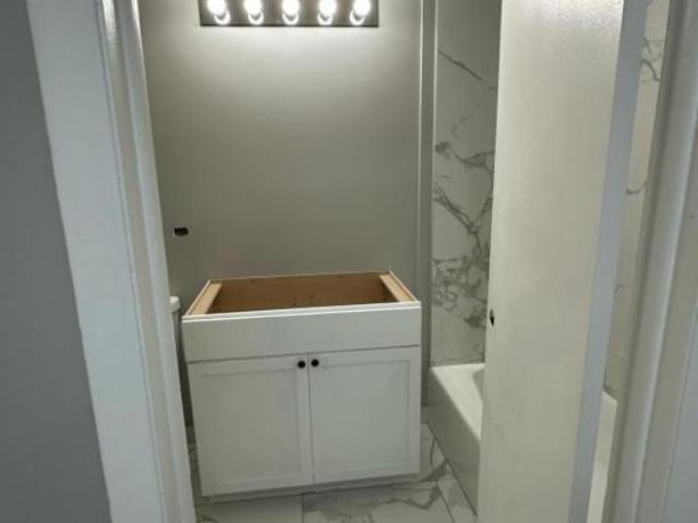 2 bedroom, Justice IL 60458 103468284