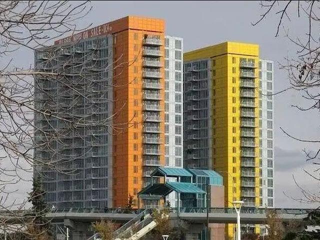 2 BEDROOM ONE BATHROOM UNIVERSITY CITY CONDO WITH UNOBSTRUCTED VIEWS 4 RENT — 2 Bedrooms Condo Unit