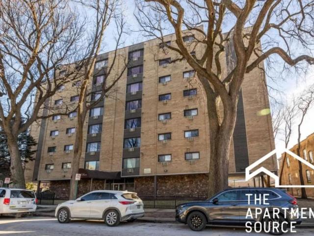 2 bedroom, Oak Park IL 60301 105988291