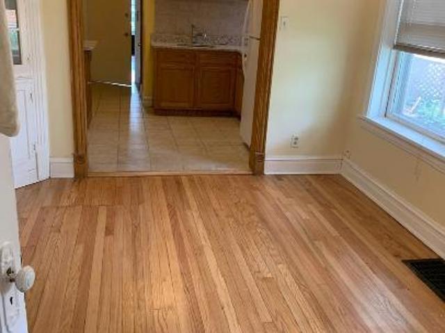 2 bedroom, Oak Park IL 60304 105734659