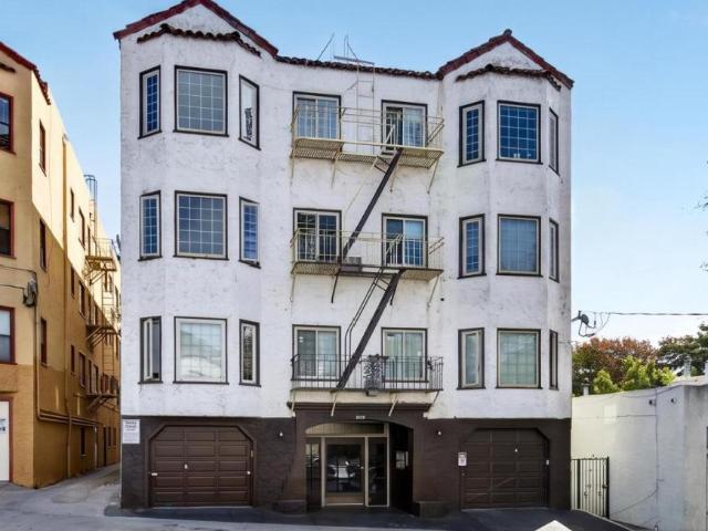 2 bedroom, Oakland CA 94606 106167943