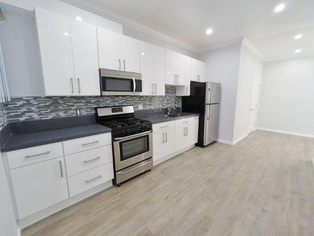 2 bedroom, Oakland CA 94612 105966064