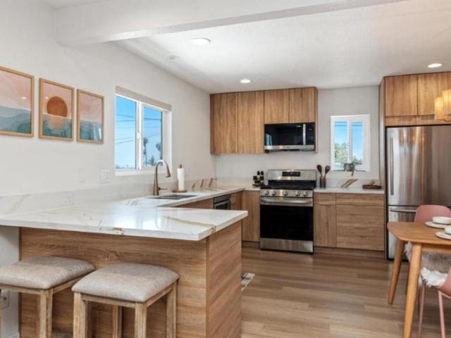 2 bedroom, Oceanside CA 92054 103981812