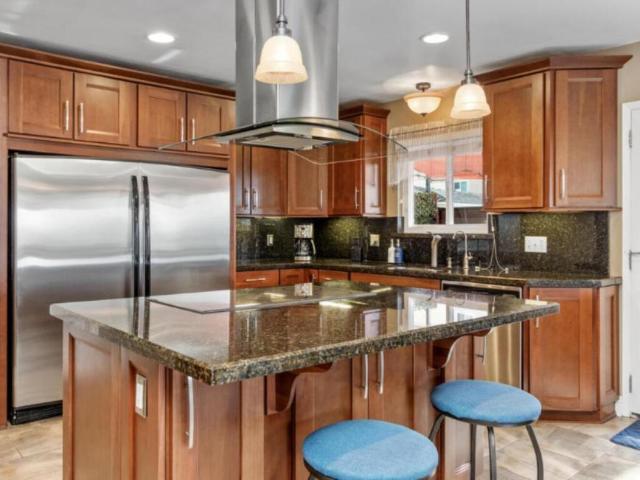 2 bedroom, Oceanside CA 92054 105131323