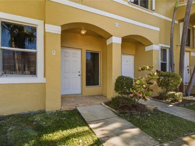 2 bedroom, Ojus FL 33180 105504919