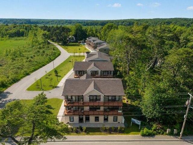 2 bedroom, Old Orchard Beach ME 04064 105515564