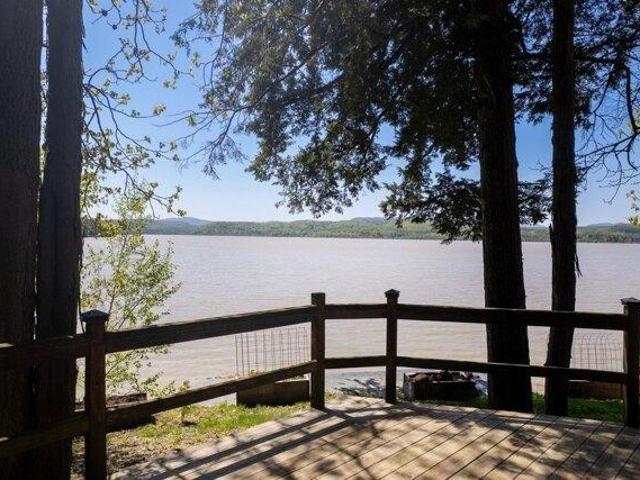 2 bedroom, Orwell VT 05760 105513323