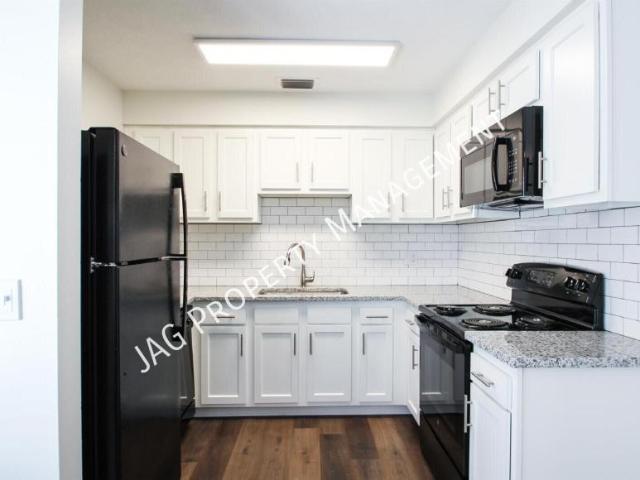 2 bedroom, Orange Park FL 32073 LS105295799