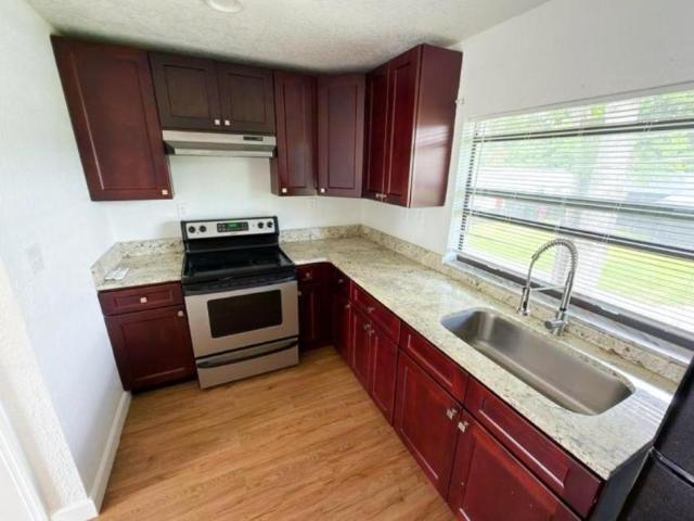 2 bedroom, Orlando FL 32805 LS105524166