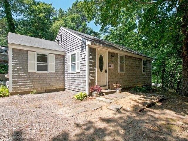 2 bedroom, Orleans MA 02653 105425136