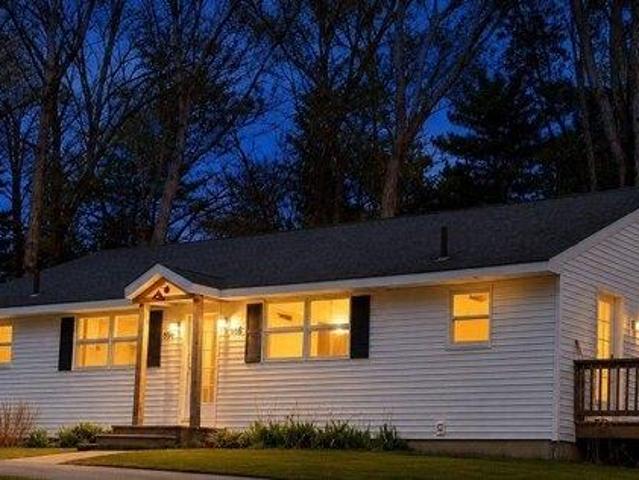 2 bedroom, Oxford MA 01540 104541084