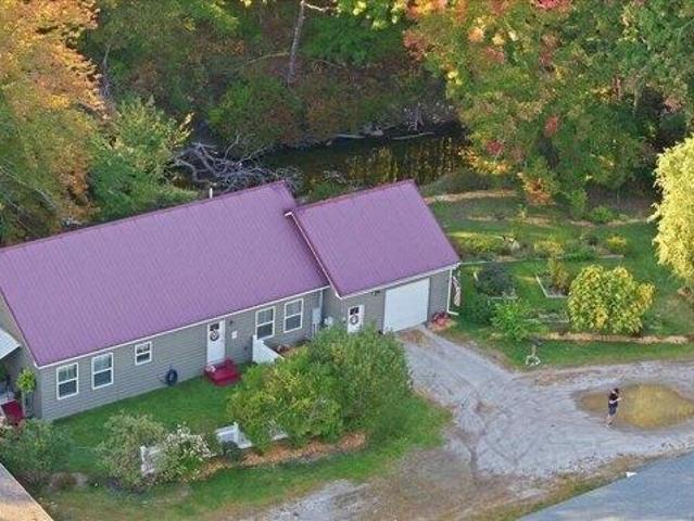 2 bedroom, Oxford ME 04270 105789649