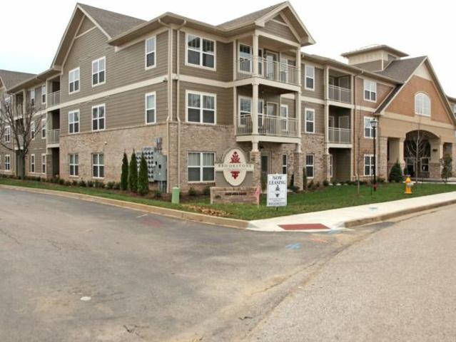 2 bedroom, Louisville KY 40220 103900895