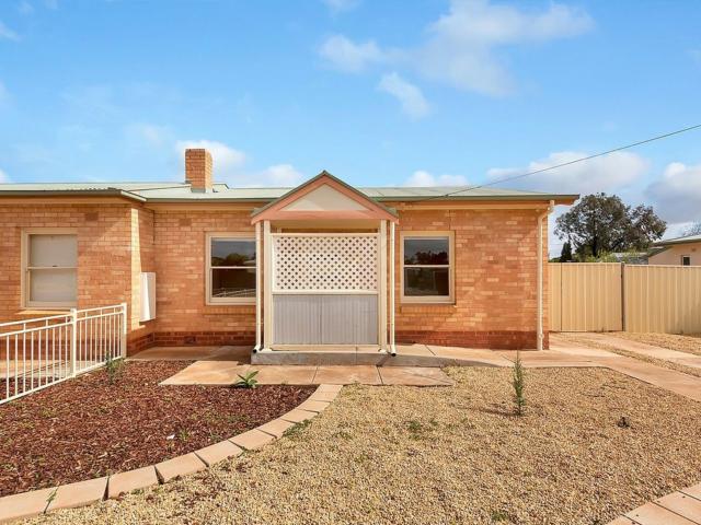 2 Bedroom Lovely Home