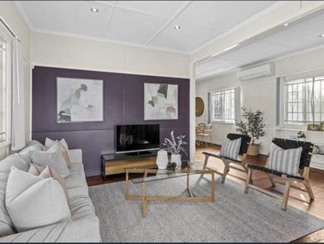 2 Bedroom, Low Maintenance Living!