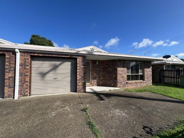 2 Bedroom Lowset Brick Unit Walking Distance to Hospital