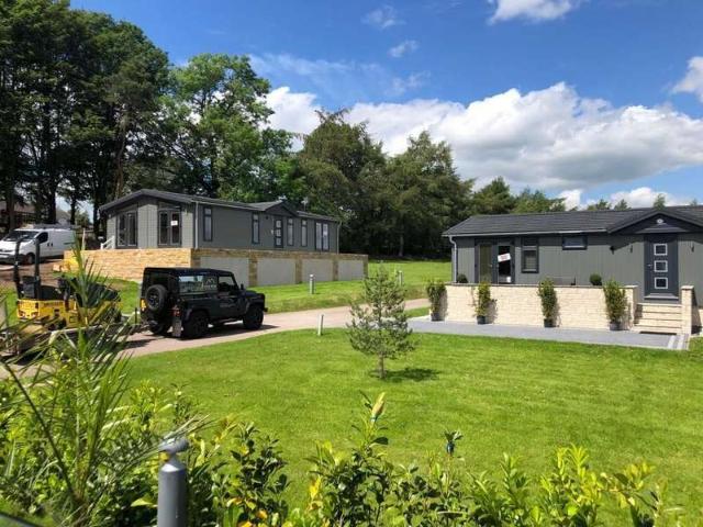 2 Bedroom Lodge Character Property