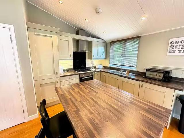 2 bedroom lodge for rent in Golden Cross, Golden Cross Holiday.