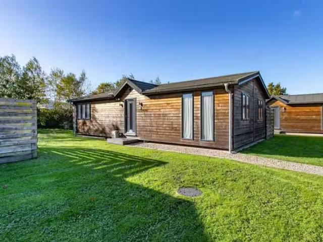 2 bedroom lodge for rent in Hailsham Road, Pevensey, BN24