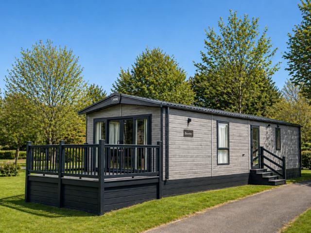 2 bedroom lodge for sale