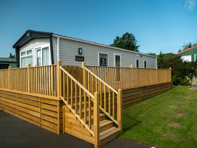 2 bedroom lodge for sale