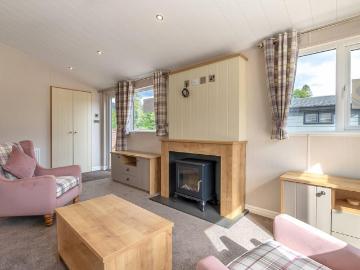 2 bedroom lodge for sale