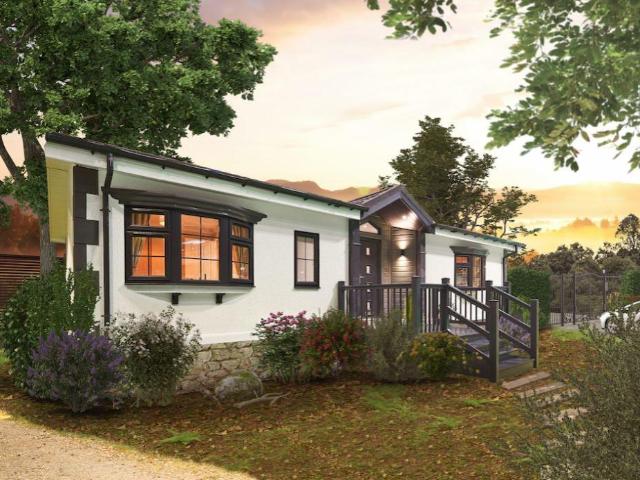 2 bedroom lodge for sale