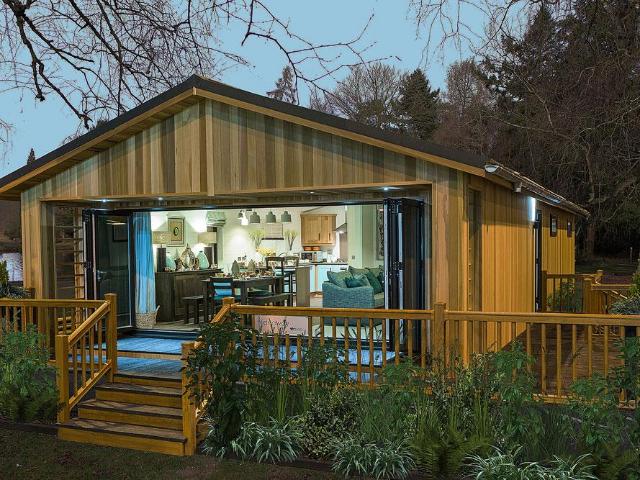 2 bedroom lodge for sale