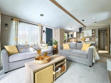 2 bedroom lodge for sale