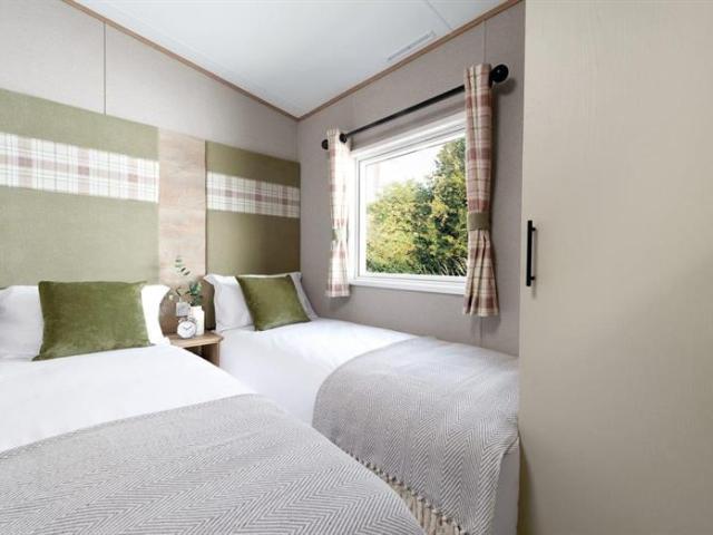 2 bedroom lodge for sale